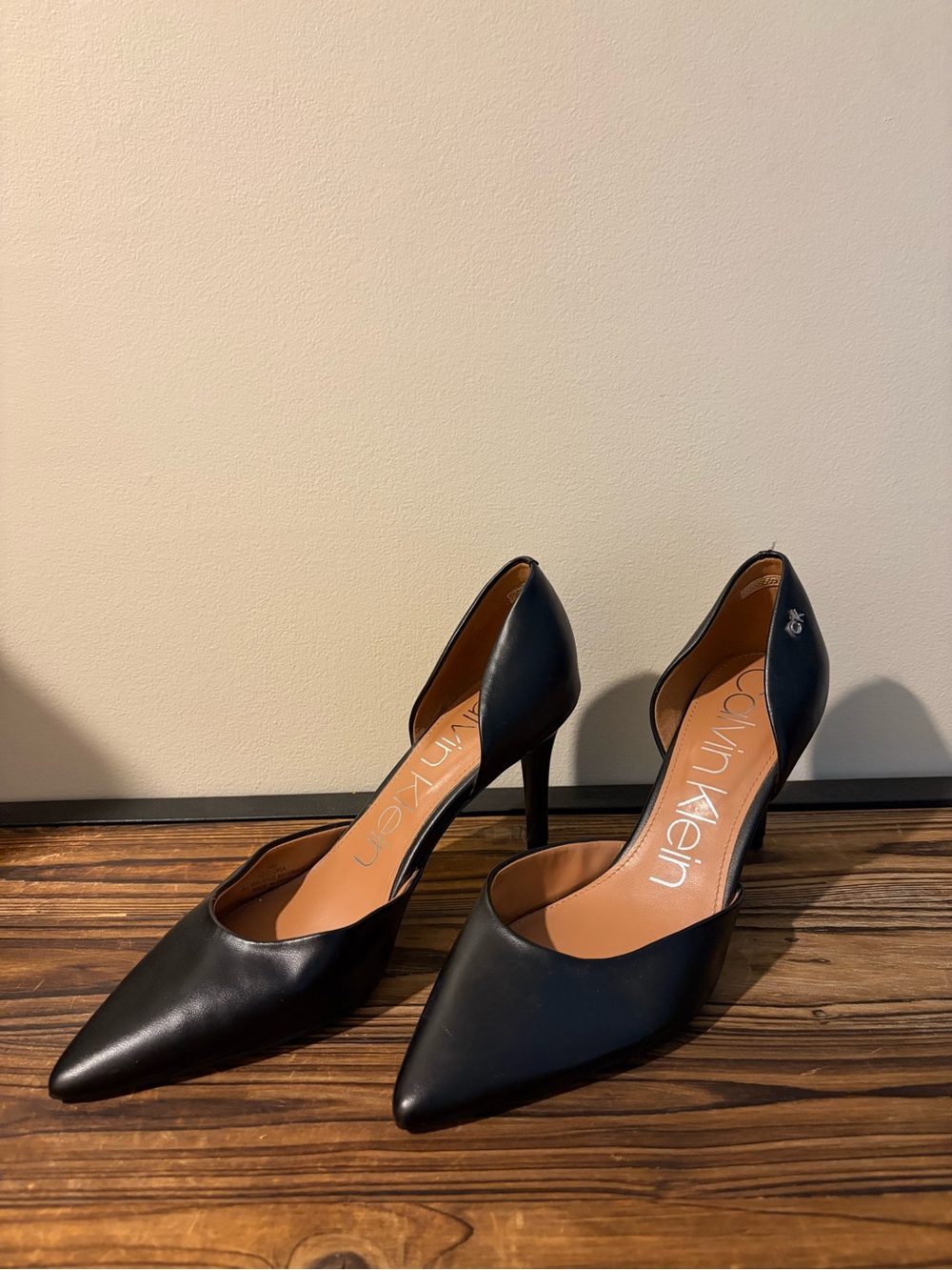 Calvin Klein Women's Black Pointed-Toe D'Orsay Pumps, Sz. 10